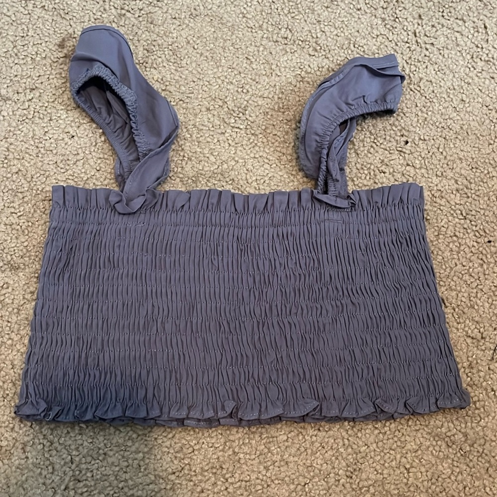 Grey rouched cropped tank top